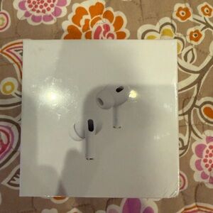 Apple AirPods Pro (2nd Generation) with apple care